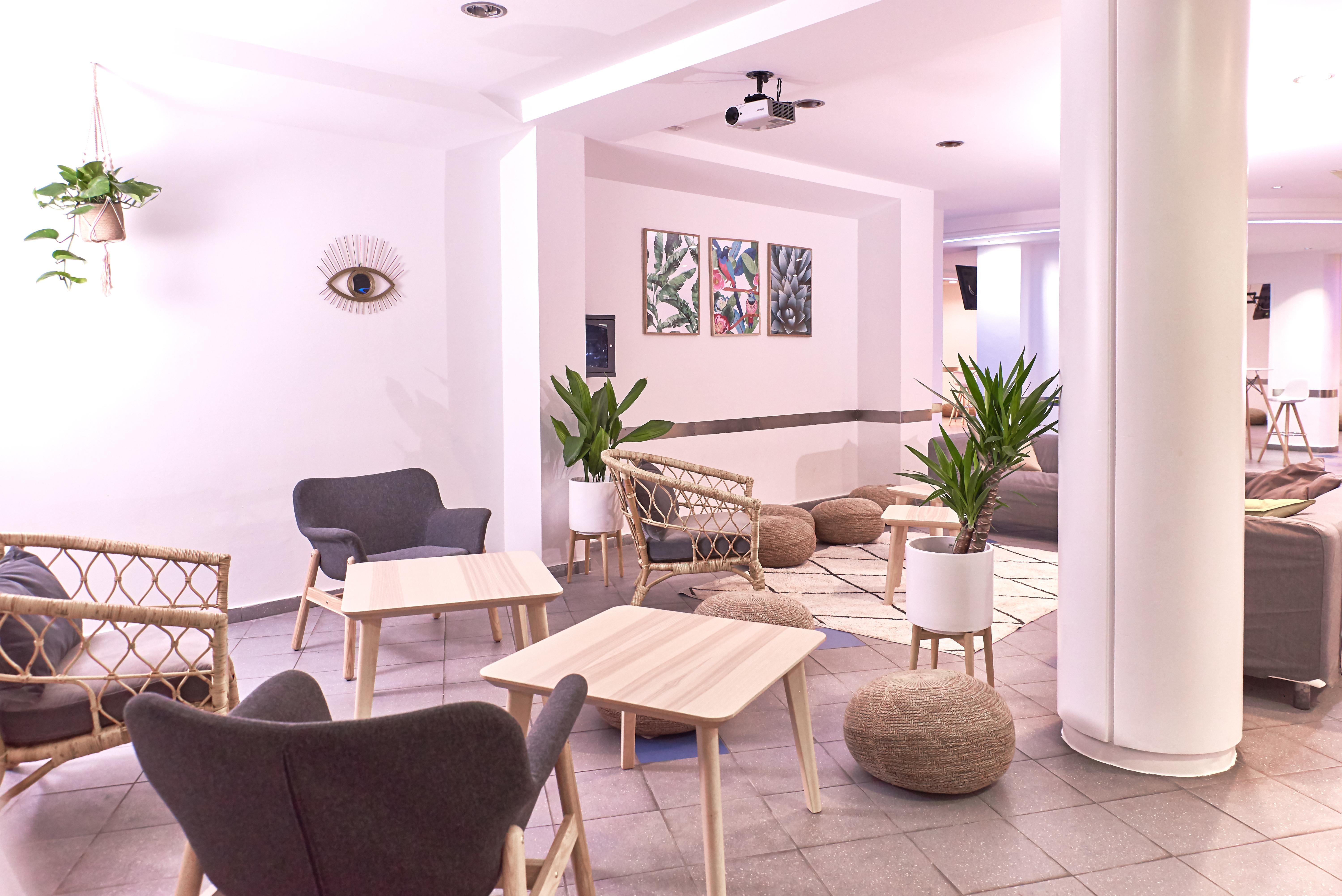 Checkin Caribe - Youth Only - Solo Jóvenes Hotel 3*